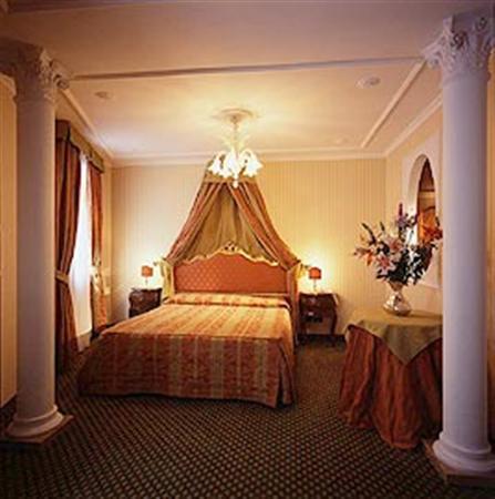 Kette 4* Venedig